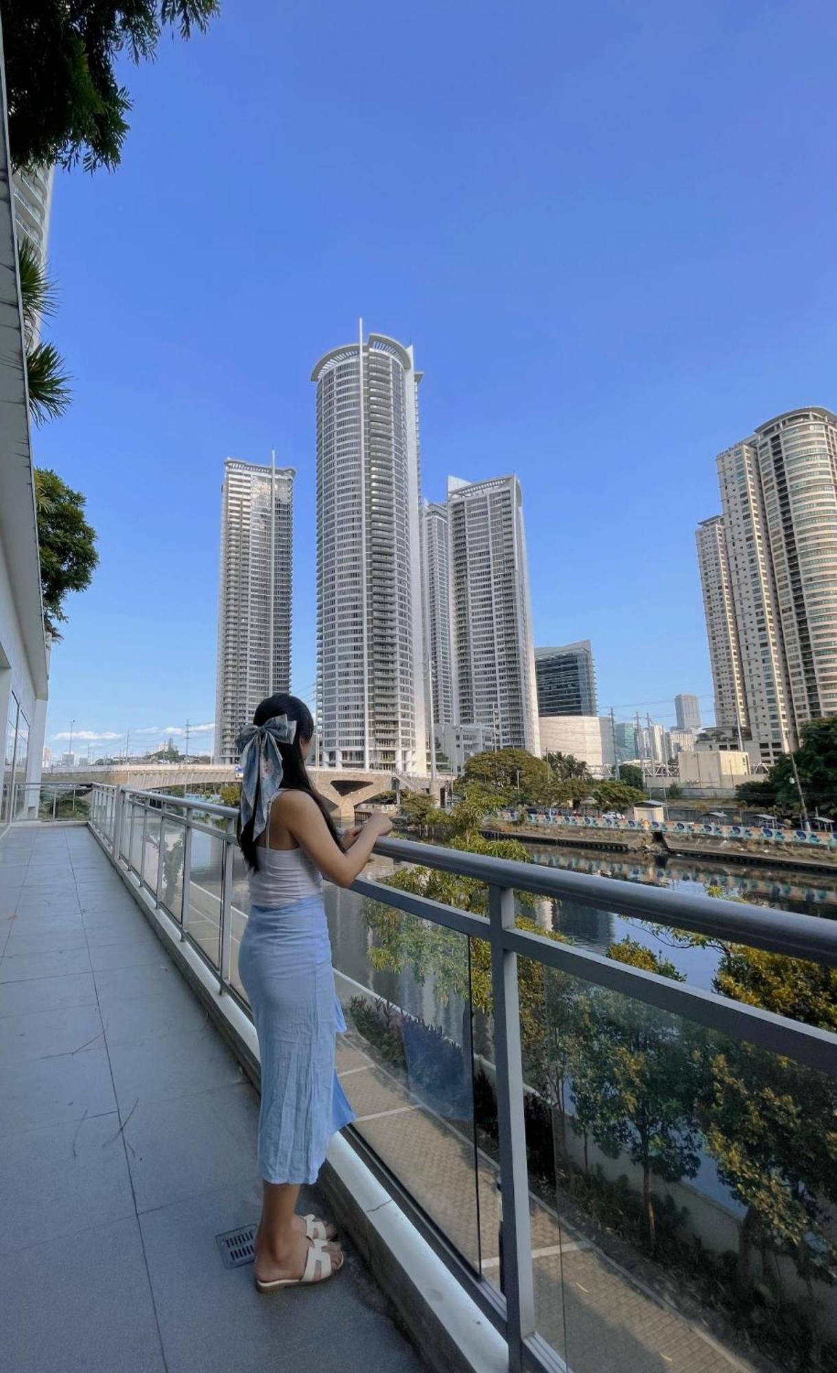 The Serene Escape Rockwell Makati City View 1Br Lägenhet Manila Exteriör bild